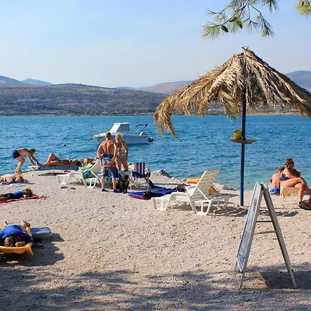 Apartment With Swimming Pool Mastrinka, Ciovo - 11717 *