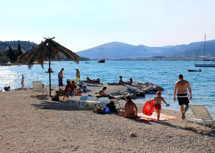 With Swimming Pool Mastrinka, Ciovo - 11717 Daire *