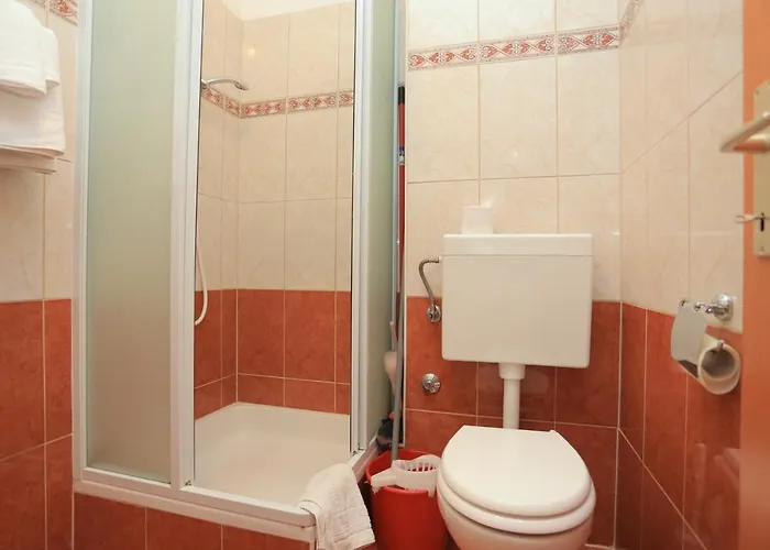 Daire With Swimming Pool Mastrinka, Ciovo - 11717 *