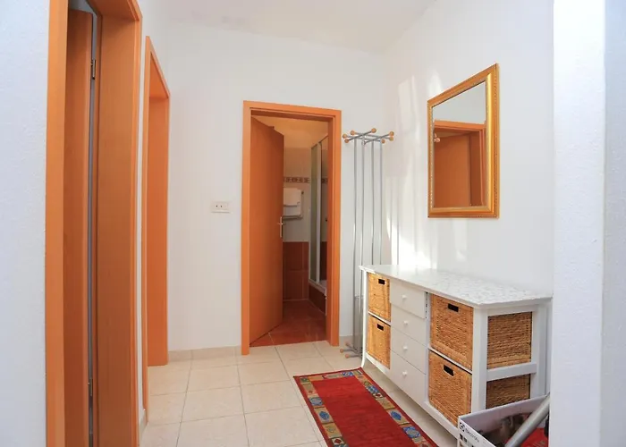 Daire With Swimming Pool Mastrinka, Ciovo - 11717 *