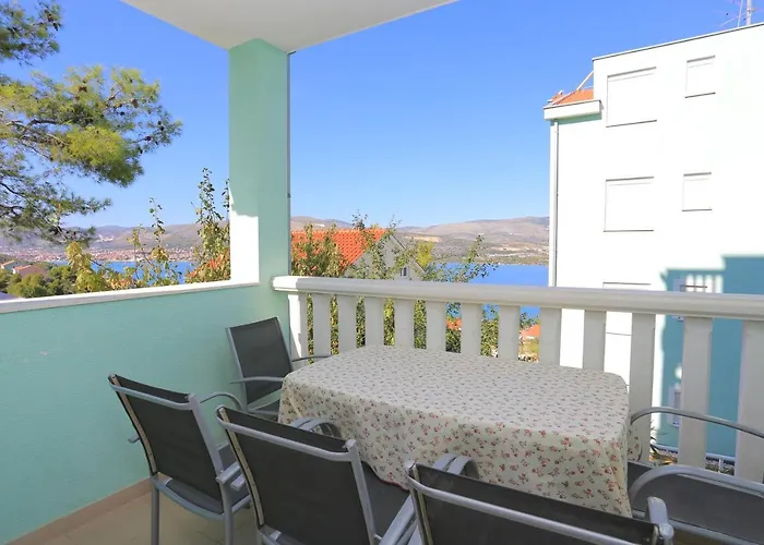 Daire With Swimming Pool Mastrinka, Ciovo - 11717